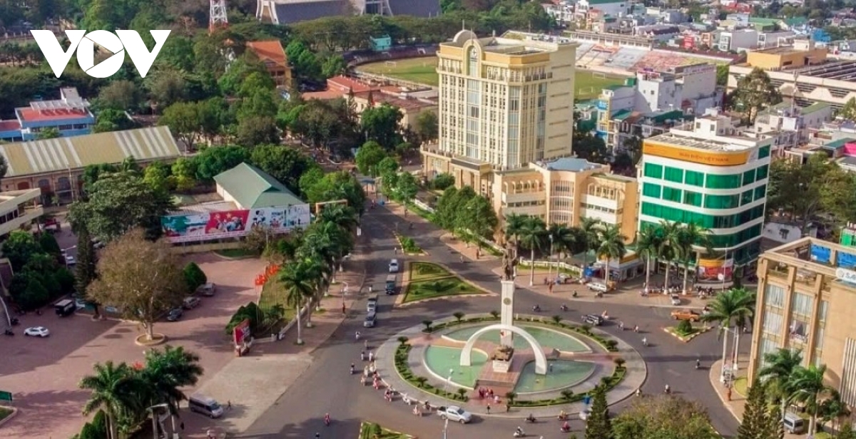 Deputy PM Nguyen Hoa Binh: Local government reform to accelerate growth
